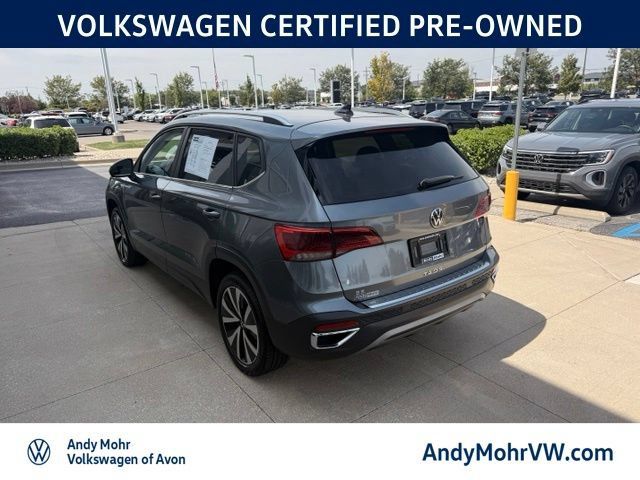 Used 2023 Volkswagen Taos SE FWD image 4