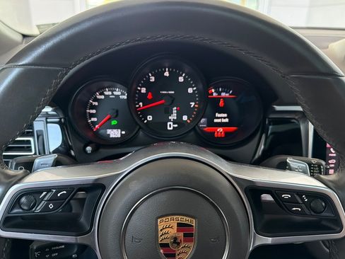 Used 2021 Porsche Macan AWD/4WD image 27