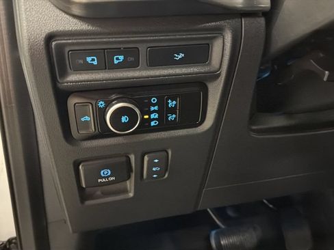 Used 2023 Ford F150 Lariat AWD/4WD image 18
