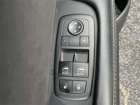 Used 2019 Dodge Challenger SRT Hellcat w/ Plus Package image 16