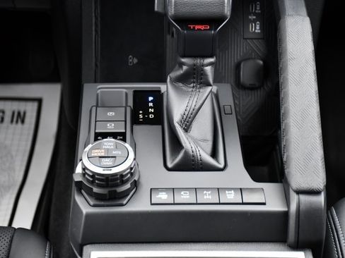 Used 2024 Toyota Tacoma TRD Off-Road w/ TRD Off Road Premium Package image 35