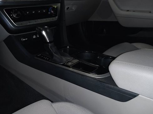 Used 2018 Hyundai Sonata SEL FWD image 26