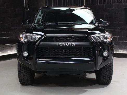 Used 2019 Toyota 4Runner SR5 Premium AWD/4WD image 7