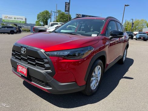 New 2026 Toyota Corolla Cross LE AWD/4WD image 4