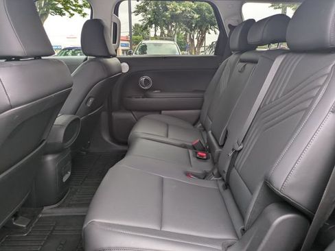 Certified 2026 Hyundai Palisade SEL Premium AWD/4WD image 14
