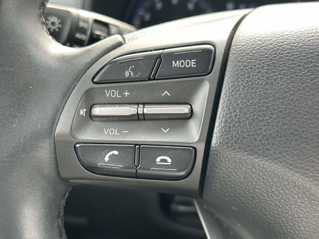 Used 2018 Hyundai Kona Limited FWD image 25
