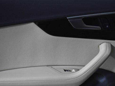 Used 2018 Audi A4 2.0T Prestige w/ Prestige Package image 24