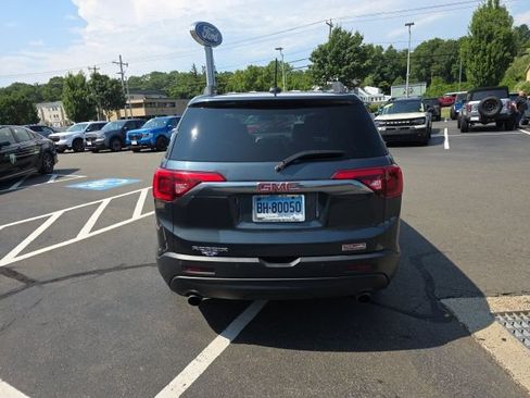Used 2019 GMC Acadia SLT w/ LPO, Floor Liner Package AWD/4WD image 6