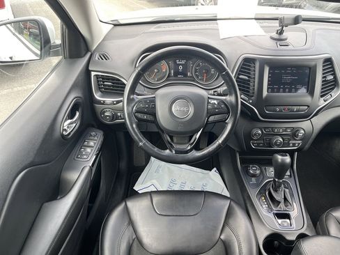 Used 2021 Jeep Cherokee Latitude Plus image 15