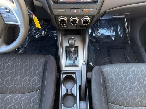 Used 2025 Mitsubishi Outlander Sport ES image 24