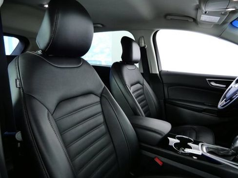 Used 2016 Ford Edge SEL w/ Equipment Group 201A AWD/4WD image 12