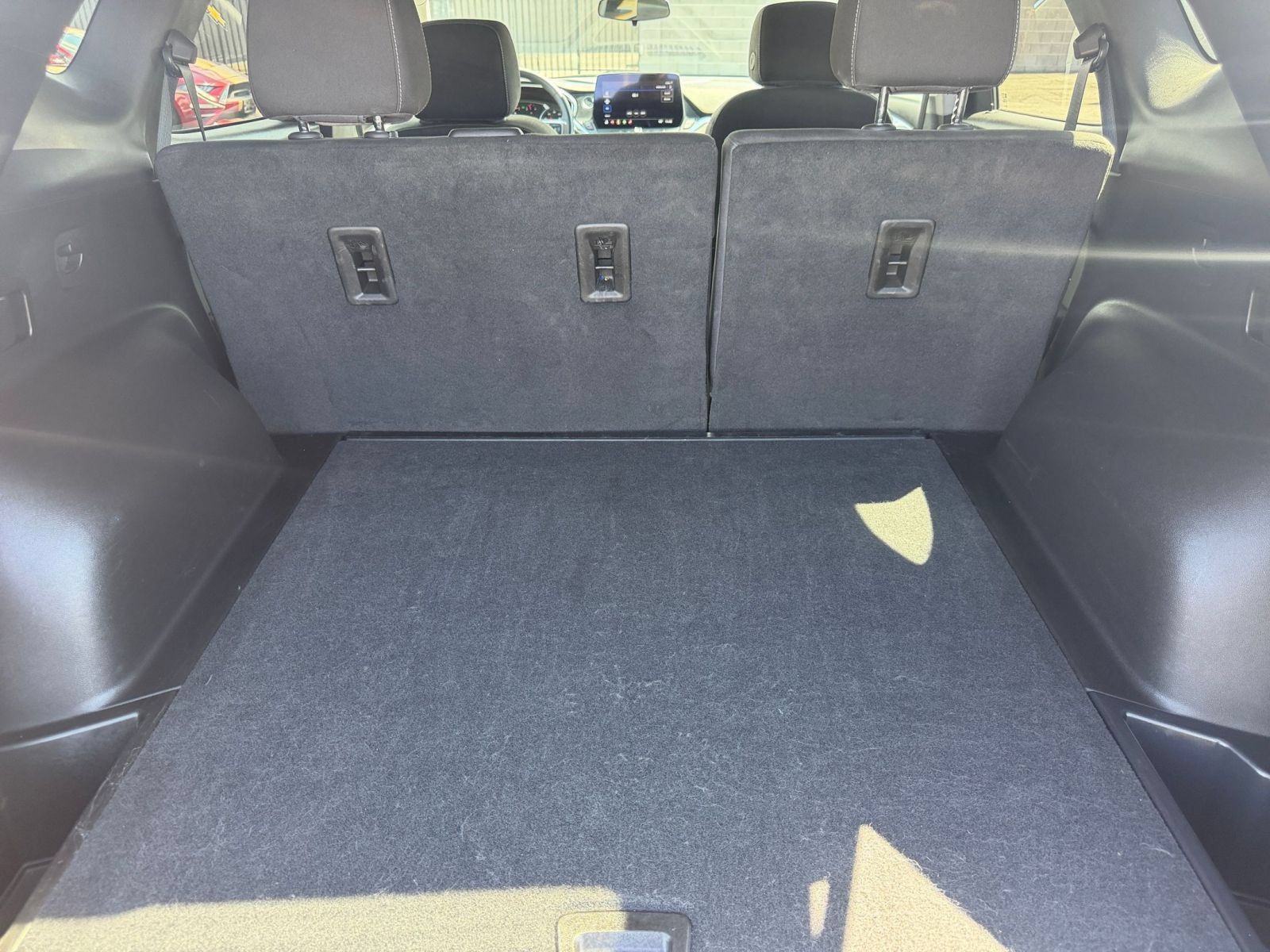 Used 2025 Chevrolet Blazer LT FWD image 31