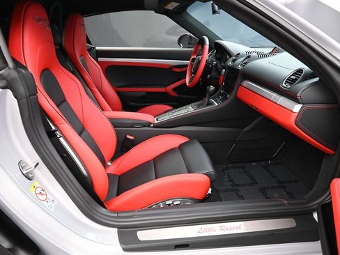 Used 2025 Porsche 718 Boxster Spyder RS RWD image 29