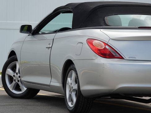 Used 2006 Toyota Solara SE FWD image 25