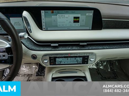 Used 2023 Genesis G90 3.5T image 41