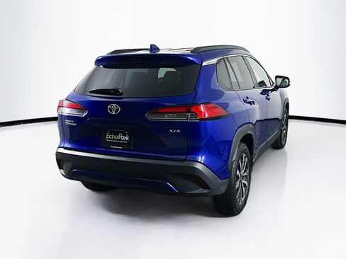 Used 2024 Toyota Corolla Cross XLE image 9