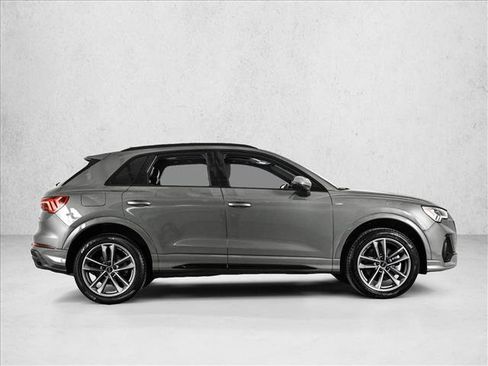 Certified 2025 Audi Q3 2.0T Premium w/ Convenience Package image 5