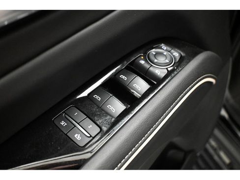 Certified 2024 Cadillac Escalade Sport w/ LPO, ONYX Package AWD/4WD image 35