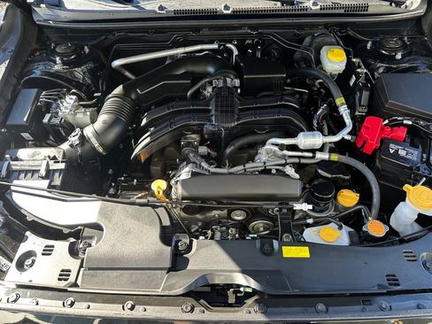 Certified 2025 Subaru Crosstrek 2.5i Limited w/ Crosstrek Mirror Package image 21