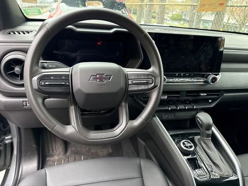 Used 2024 Chevrolet Colorado Trail Boss AWD/4WD image 20