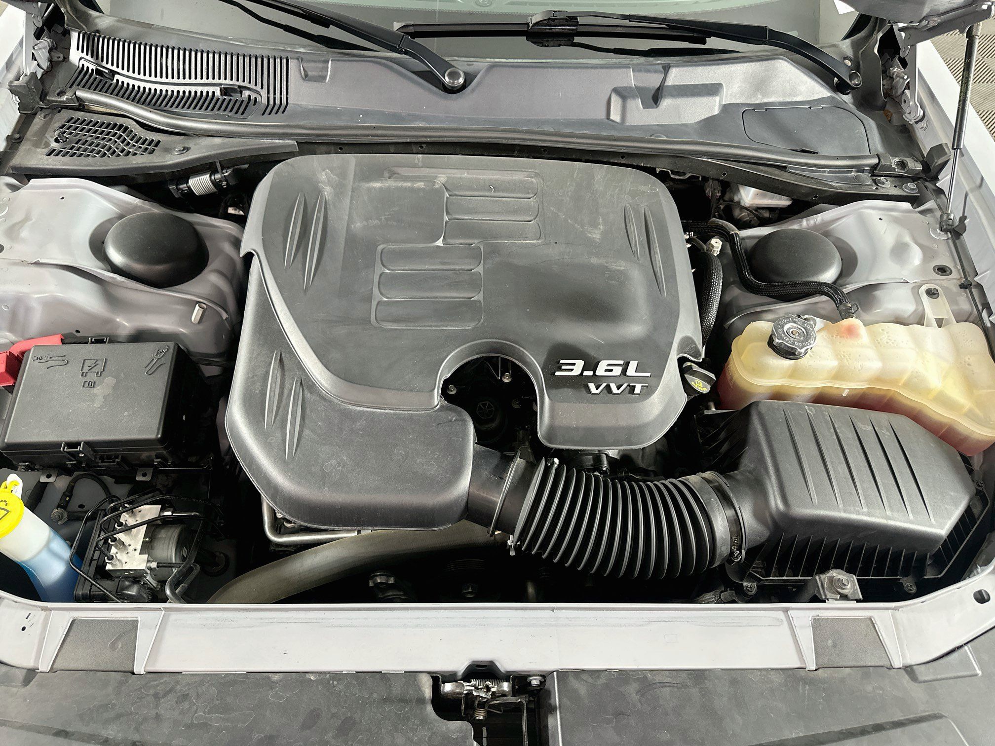 Used 2022 Dodge Challenger GT AWD/4WD image 28