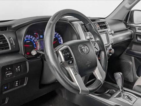 Used 2018 Toyota 4Runner SR5 RWD image 18
