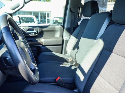 Used 2022 Chevrolet Silverado 1500 LT image 13