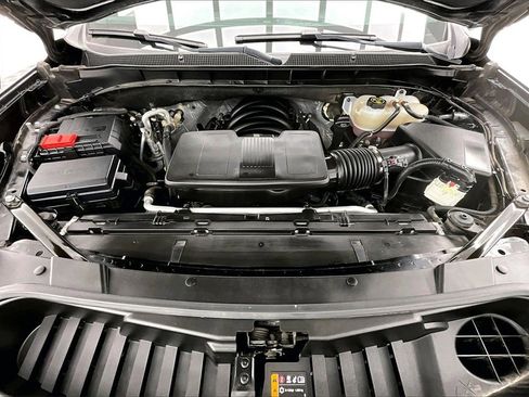 Used 2024 Chevrolet Tahoe Z71 w/ Luxury Package image 10