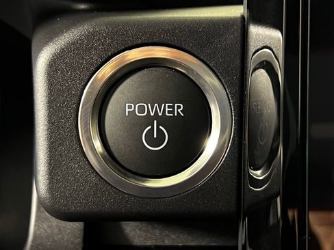Used 2026 Toyota 4Runner Limited AWD/4WD image 23