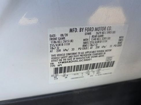 Used 2020 Ford Explorer XLT w/ Equipment Group 202A AWD/4WD image 6