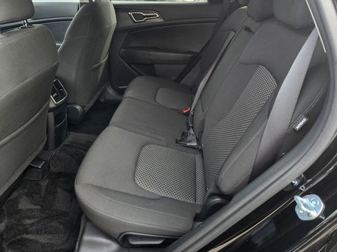 Used 2024 Kia Sportage LX image 15