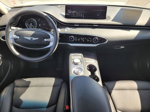 Used 2025 Genesis GV70 2.5T AWD/4WD image 13