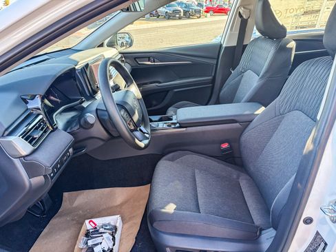 New 2026 Toyota Camry LE FWD image 20