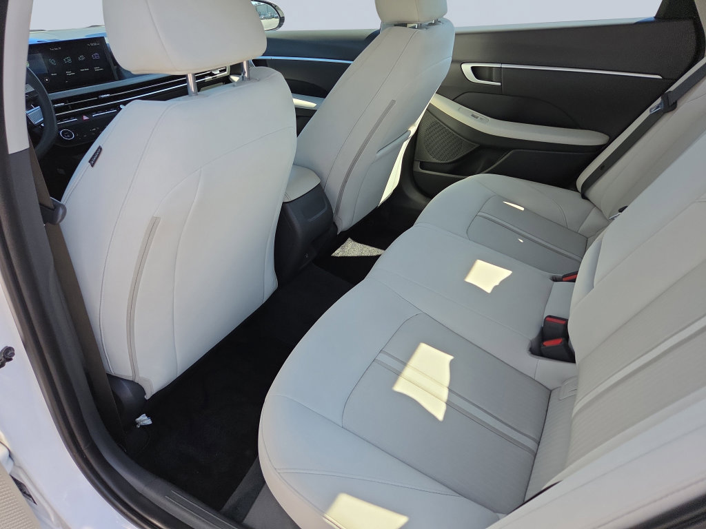 Certified 2024 Hyundai Sonata SEL FWD image 29