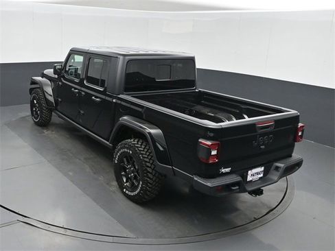 New 2026 Jeep Gladiator Willys image 32