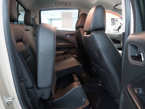 Used 2022 Chevrolet Colorado ZR2 AWD/4WD image 32