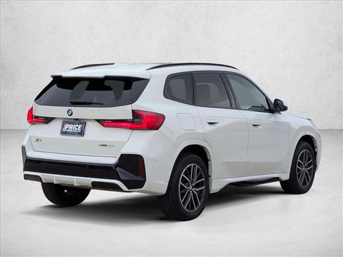 Used 2025 BMW X1 xDrive28i image 5