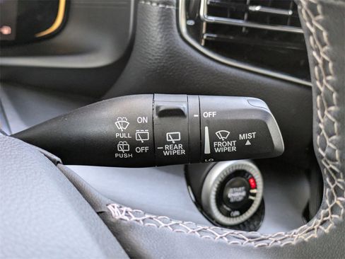 Used 2024 Jeep Wagoneer Series II image 40