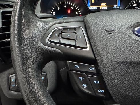 Used 2018 Ford Escape Titanium image 30