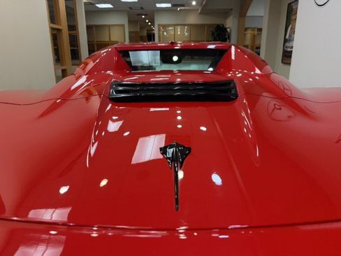 Used 2024 Chevrolet Corvette Stingray Convertible w/ 1LT image 8