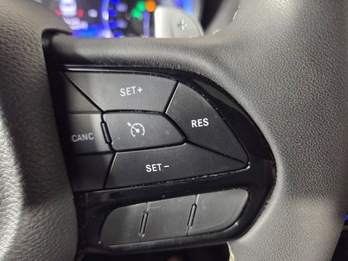 Used 2023 Chrysler 300 S RWD image 16