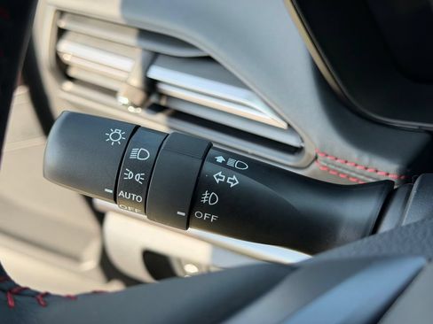 Used 2025 Subaru WRX Premium AWD/4WD image 32
