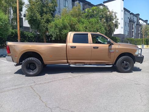 Used 2012 RAM 3500 ST w/ Chrome Appearance Group AWD/4WD image 4