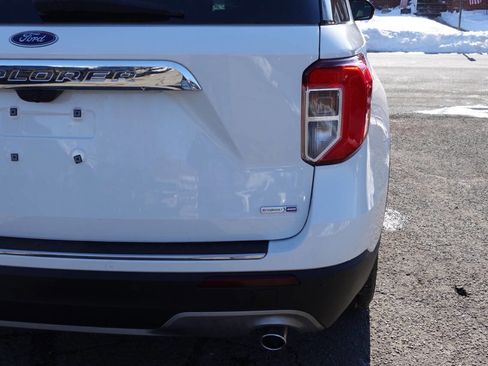 Used 2020 Ford Explorer Limited image 12