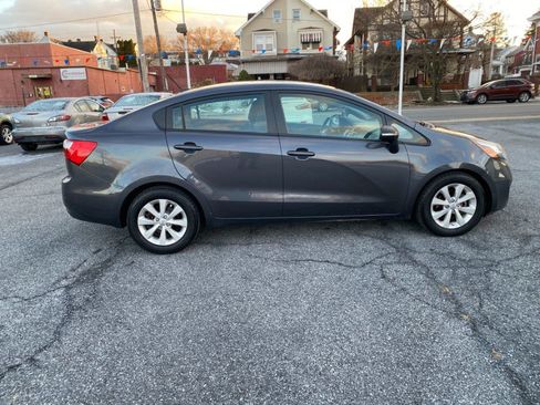Used 2013 Kia Rio EX w/ Convenience Pkg image 6
