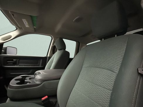 Used 2015 RAM 1500 Express AWD/4WD image 10