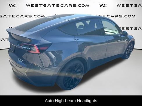Used 2021 Tesla Model Y Long Range AWD/4WD image 22