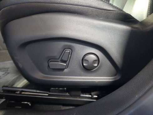 Used 2025 Jeep Compass Limited AWD/4WD image 29