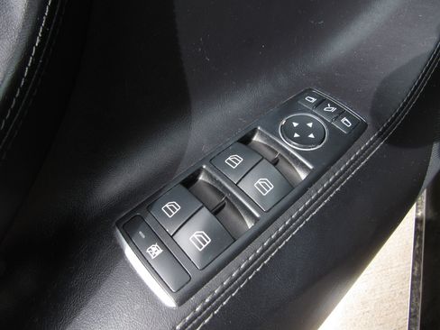 Used 2018 Tesla Model S 75D image 15