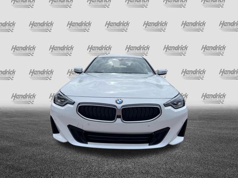 Certified 2025 BMW 230i Coupe RWD image 3